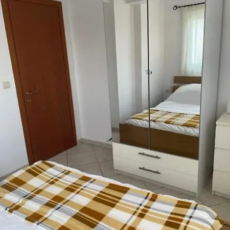 Apartamento Dina *
